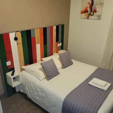 Hotel Les Rives D'allier 2*