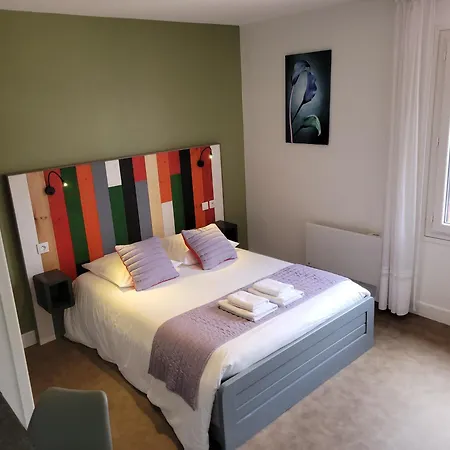 Hotel Les Rives D'allier 2*